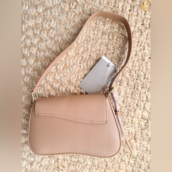 Antik Kraft Tan Crossbody Bag - Picture 2 of 2